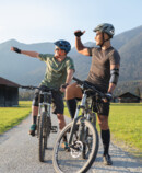 Fahrradfahrer trägt die JuzoFlex Epi Xtra Fahrradfahrer trägt die JuzoFlex Epi Xtra